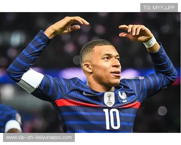 世界杯姆巴佩中场连传制造致命机会再建功